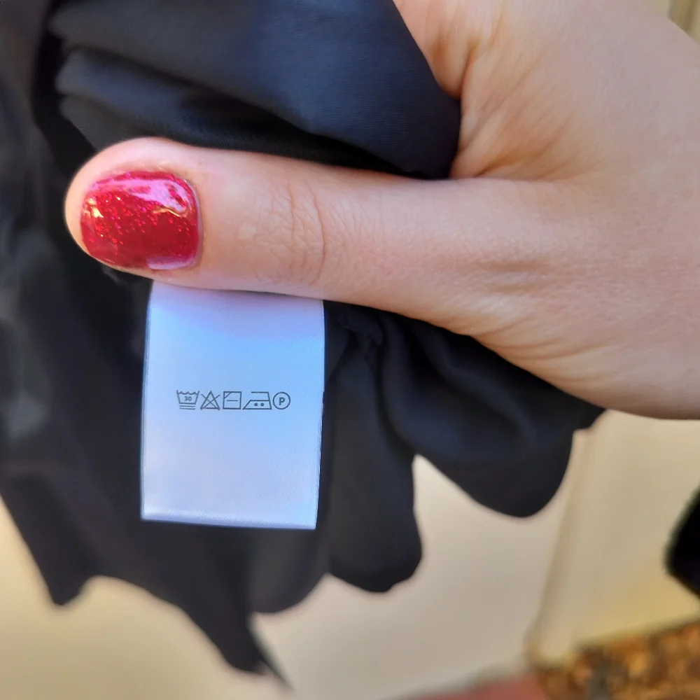 Third Love Black Satin Short Robe One Size